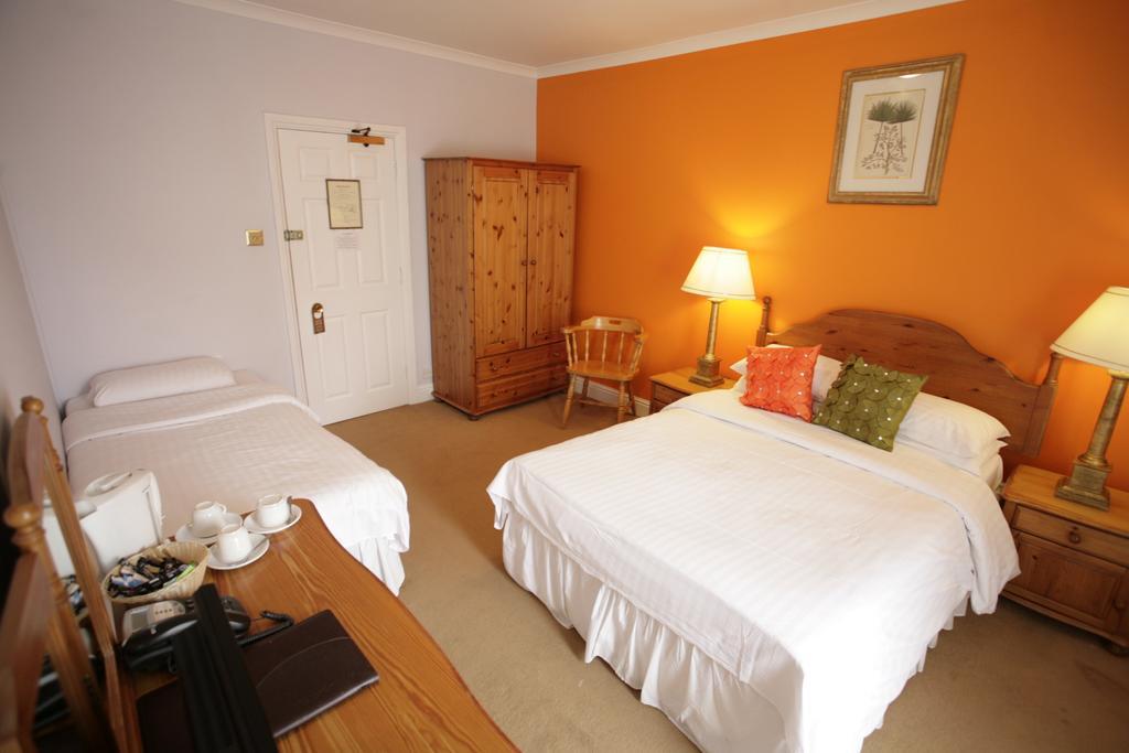 The Imperial Hotel Stroud  Esterno foto