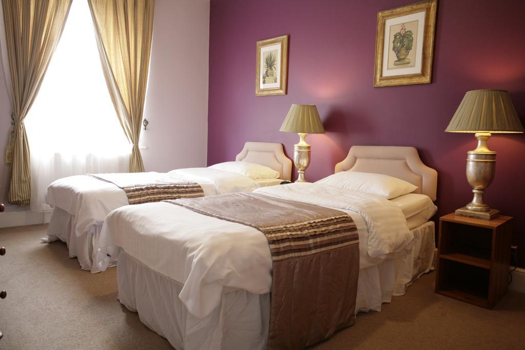 The Imperial Hotel Stroud  Esterno foto
