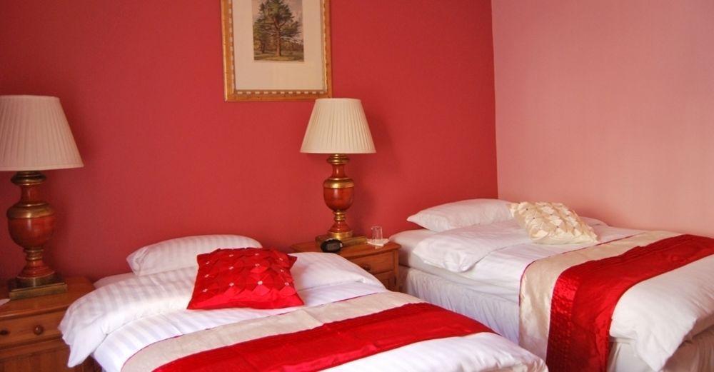 The Imperial Hotel Stroud  Esterno foto