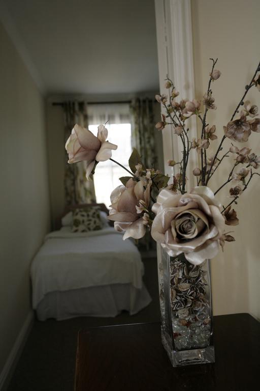 The Imperial Hotel Stroud  Esterno foto